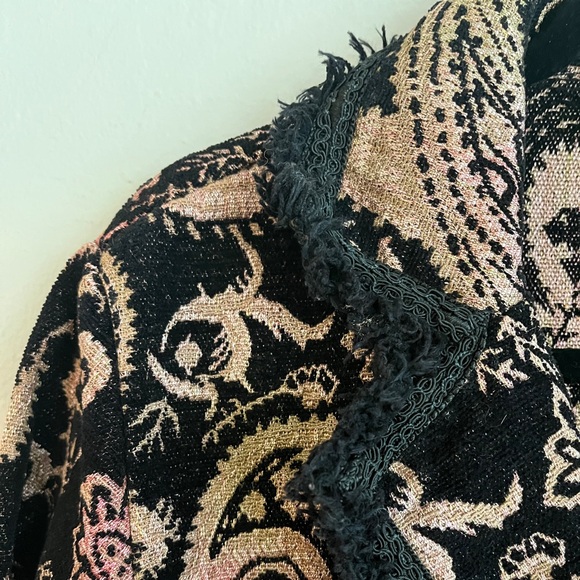 CHICO’S Fringed Tapestry Blazer, Black Pink Paisley (Size 1) 8 Medium M - Picture 5 of 10